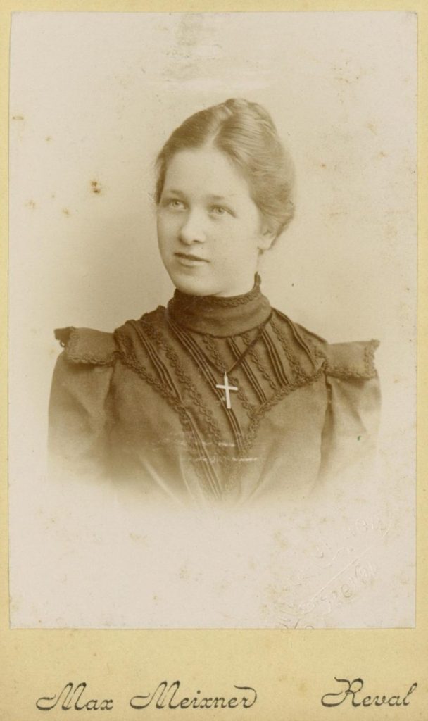 Marie Underi portree. Underi ja Tuglase Kirjanduskeskus, UTKKF3-K43-HFK