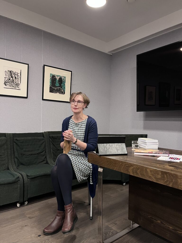 Reisikirjanduse sari: Mari Laan 2025