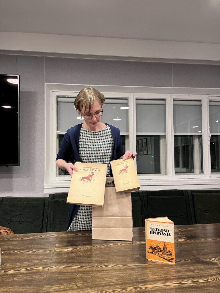 Reisikirjanduse sari: Mari Laan 2025