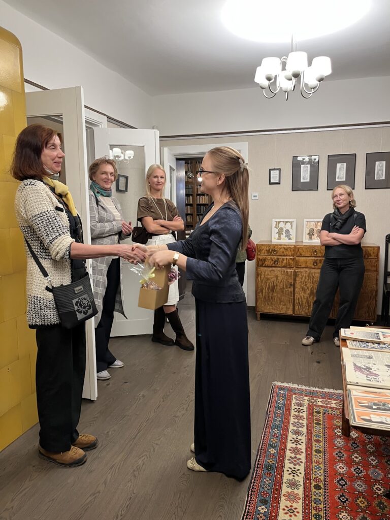 Eesti Moekunstnike Ühenduse näituse avamine. Foto: Kerttu Siplane.